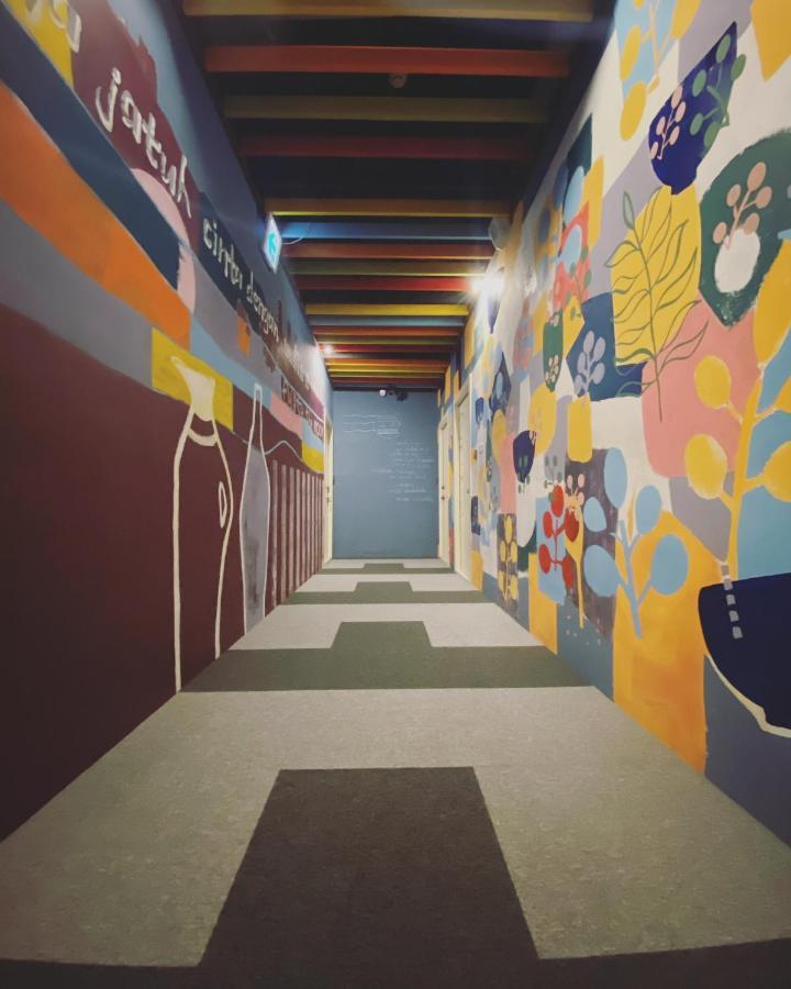 Js Hotel-Gallery Hotel Чжунли Екстериор снимка